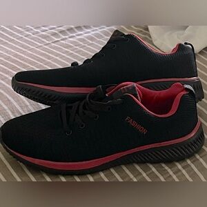 Brand NEW Men’s Black and Red Sport Mesh Shoes/Sneakers